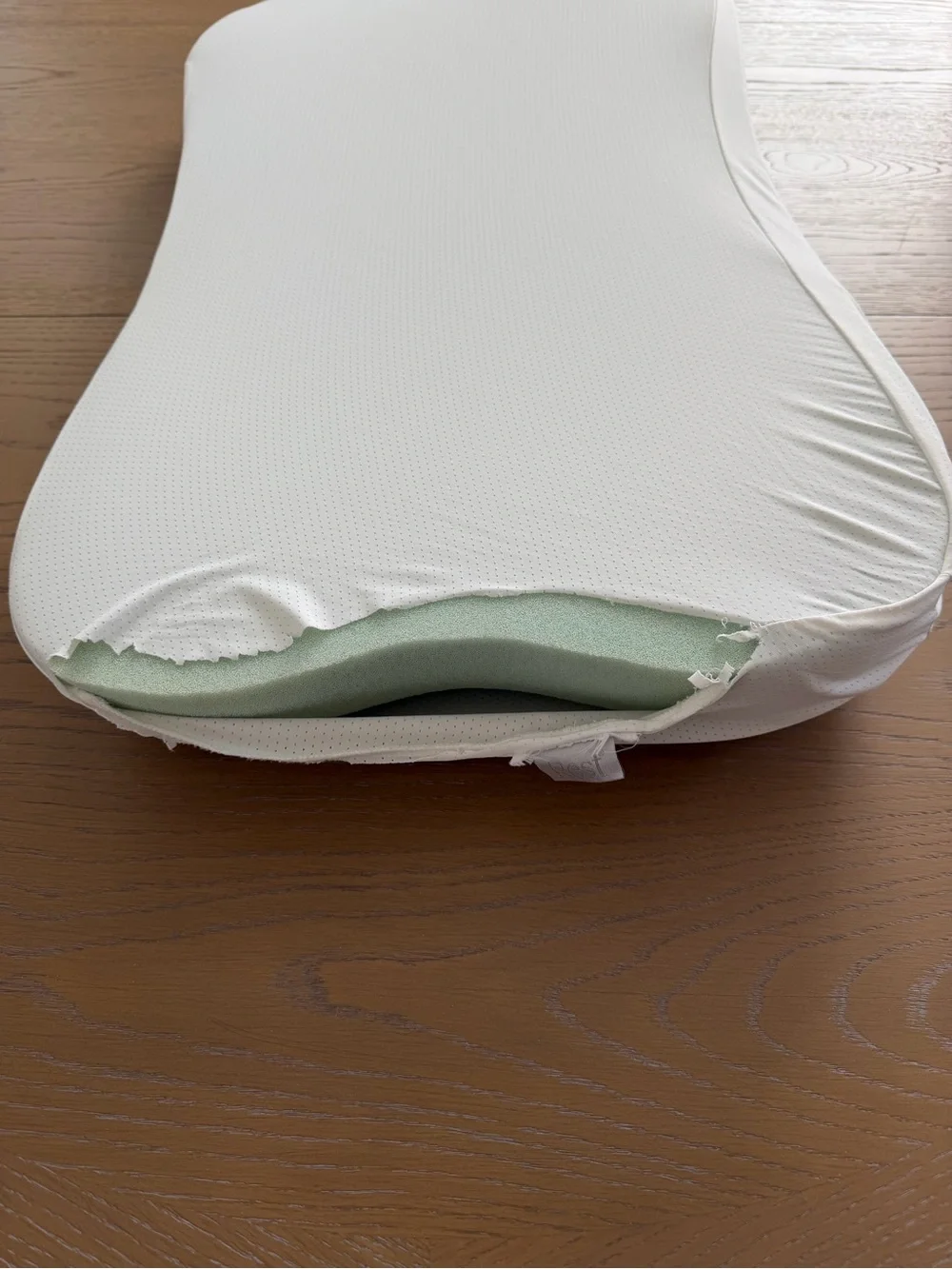 Rest Evercool Cooling Pillow | Medium